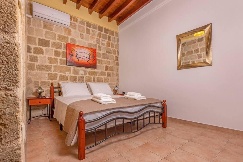 Margaritis Luxury Medieval House Rhodes City Exterior photo